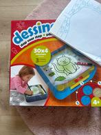 Dessineo Tekentafel - Stap voor Stap Tekenen!, Ophalen of Verzenden, Zo goed als nieuw, Knutselen