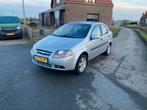 Chevrolet Kalos 1.4 16V Sedan 2007 Grijs, Auto's, Chevrolet, Voorwielaandrijving, 40 €/maand, Kalos, Origineel Nederlands