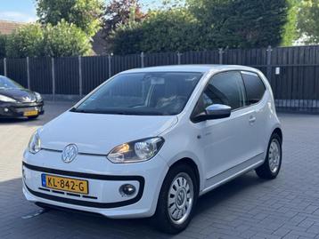Volkswagen up! 1.0 high up! LEES TEKST | Leder | Stoelverwar beschikbaar voor biedingen