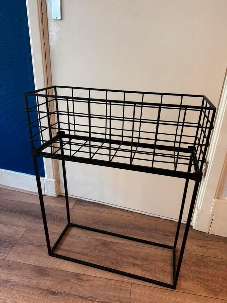 Staande plantenbak van Loft42, Tuin en Terras, Bloembakken en Plantenbakken, Zo goed als nieuw, Metaal, Binnen, 60 cm of meer