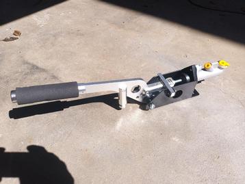 hydraulische handrem beschikbaar voor biedingen