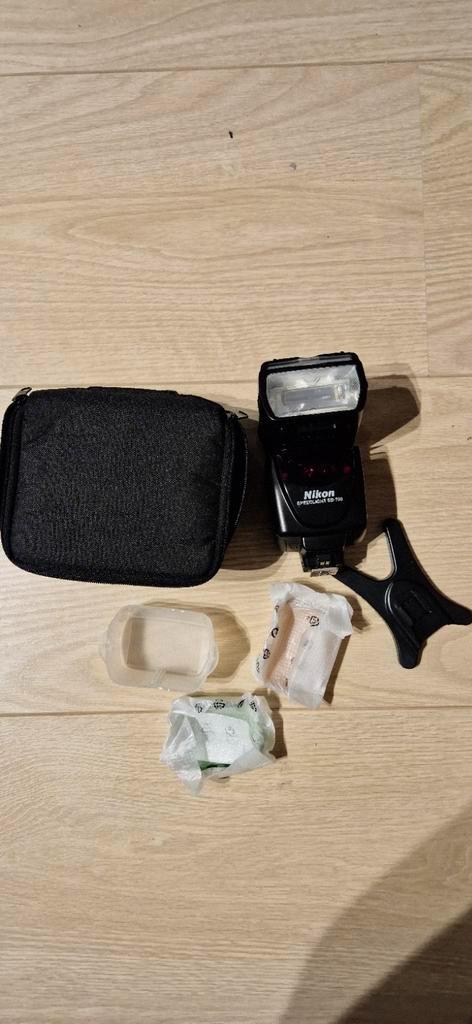 Nikon Speedlight SB-700 Flitser, Audio, Tv en Foto, Fotografie | Flitsers, Zo goed als nieuw, Nikon, Kantelbaar, Ophalen of Verzenden