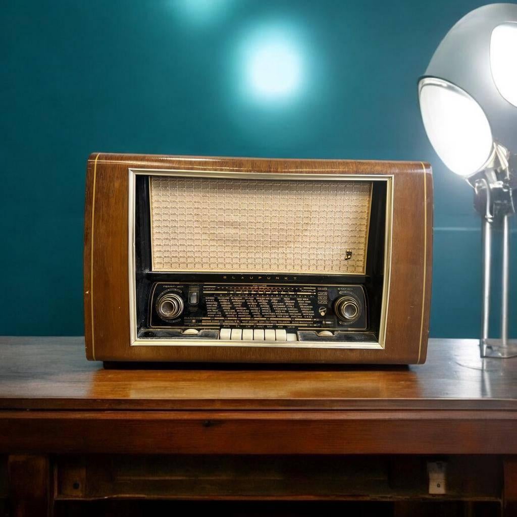 Vintage werkende radio BLAUPUNKT Riviera, Ophalen
