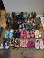 26 paar regenlaarzen, sneakers, enkellaarsjes etc, Ophalen of Verzenden, Gebruikt, Jongen of Meisje, Schoenen