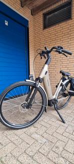 Bijna nieuwe elektrische Batavus fiets, Ophalen, Zo goed als nieuw