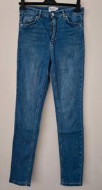 Blauwe dames spijkerbroek NA-KD maat 40 *c, NA-KD, Blauw, Ophalen of Verzenden, Zo goed als nieuw