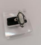 Vintage zilveren retro ring  parelmoer zilver 925 maat 16, Ophalen of Verzenden, Dame, Zilver, Zilver
