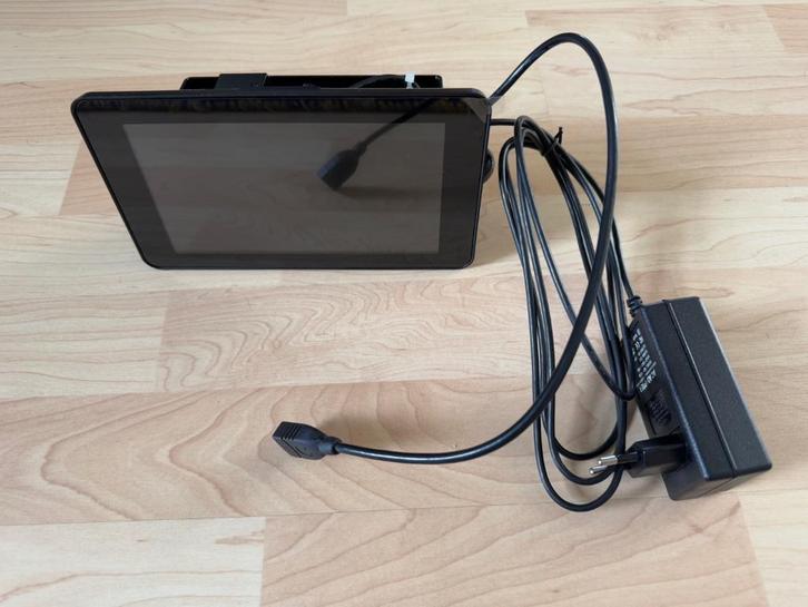 Raspberry Pi kit met 7" touchscreen en meer..., Hobby en Vrije tijd, Elektronica-componenten, Zo goed als nieuw, Ophalen of Verzenden