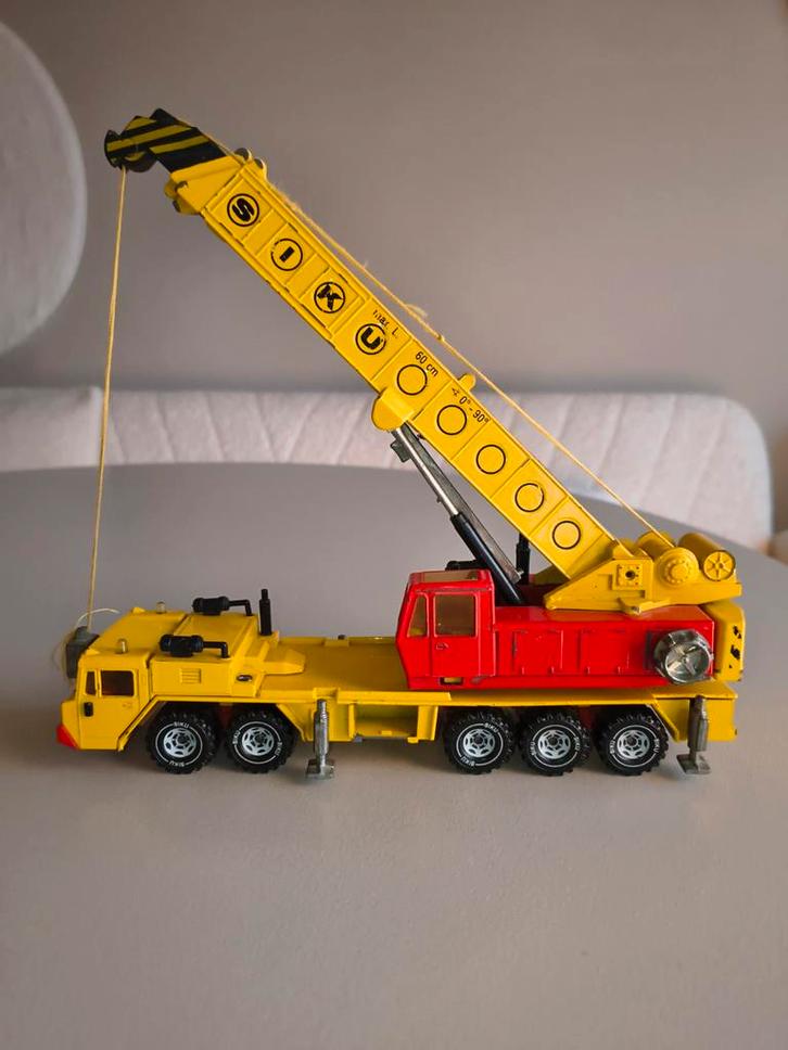 Siku 4010 Liebherr kraanwagen, Hobby en Vrije tijd, Modelauto's | 1:50, Gebruikt, Hijskraan, Tractor of Landbouw, SIKU, Ophalen of Verzenden