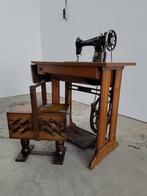 Singer Naaimachine Antiek met Naaikastje, Antiek en Kunst, Antiek | Naaimachines, Ophalen