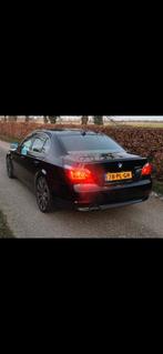 BMW 5-Serie 3.0 I 530 AUT 2004 Zwart m54b30, Auto's, Automaat, Achterwielaandrijving, 2000 kg, Zwart