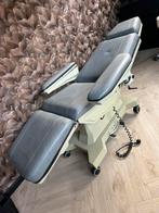 MOET NU WEG Elektrische behandelstoel, Witgoed en Apparatuur, Persoonlijke-verzorgingsapparatuur, Ophalen, Gebruikt, Overige typen