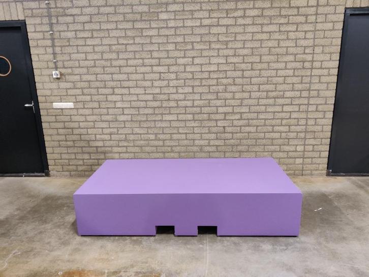 Groot zitelement met palletwagen uitsparing, Huis en Inrichting, Overige Huis en Inrichting, Gebruikt, Verzenden