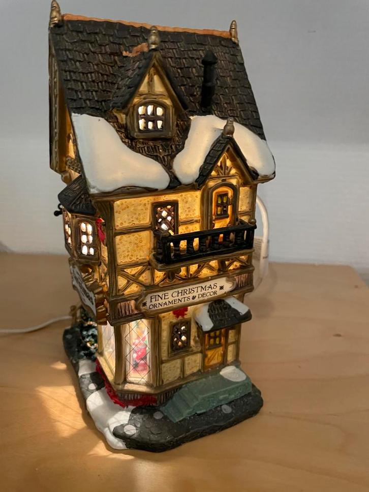 Lemax Tannenbaum Kersthuisje, Diversen, Kerst, Zo goed als nieuw, Ophalen of Verzenden