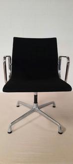 2x Eames EA108 Vitra, Huis en Inrichting, Ophalen, Gebruikt, Zwart