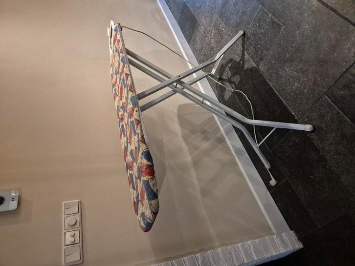 strijkplank metaal superdegelijk brabantia, Huis en Inrichting, Woonaccessoires | Overige, Zo goed als nieuw, Ophalen