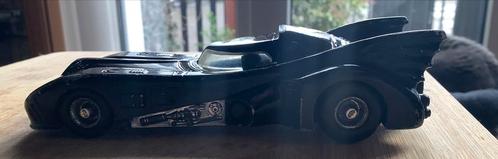 Zware Metalen Grote Batman Auto met Batman achter het stuur, Hobby en Vrije tijd, Modelauto's | Overige schalen, Gebruikt, Auto