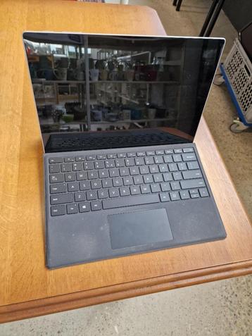 Microsoft surface  beschikbaar voor biedingen