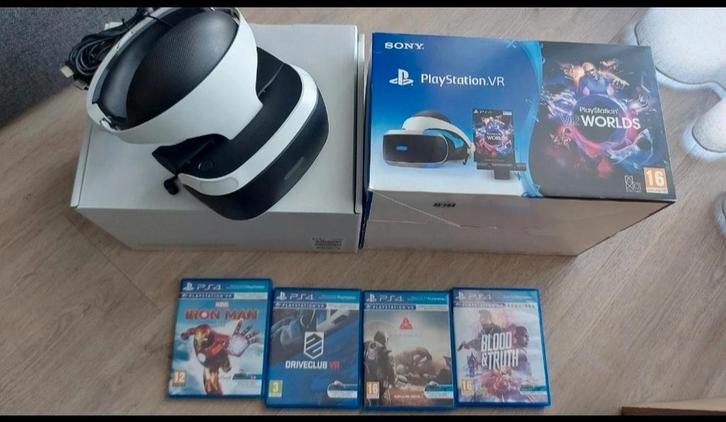 PlayStation VR + 4 Games - Complete Set!, Spelcomputers en Games, Virtual Reality, Gebruikt, Sony PlayStation, VR-bril, Ophalen of Verzenden