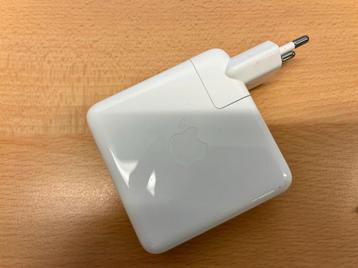 Apple USB-C Macbook oplader 61W (A1947) beschikbaar voor biedingen
