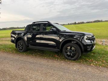 Ford Ranger Double Cab Stormtrak Phev Aut. 2025 Zwart beschikbaar voor biedingen