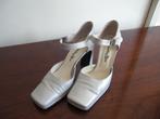 Zilveren lederen schoenen (alleen op bruiloft gedragen) 37,5, Ophalen of Verzenden, Zo goed als nieuw, Overige kleuren