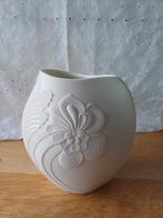 Kaiser Op Art Vaas - Wit Porselein, Wit, Aardewerk of Porselein, Ophalen of Verzenden, Zo goed als nieuw
