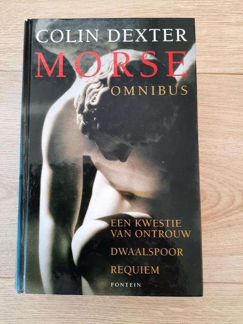 Thrillers Morse omnibus - Colin Dexter, Boeken, Detectives, Gelezen, Ophalen of Verzenden