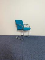 6 x Vergaderstoel Vepa, blauwe stof, chroom onderstel