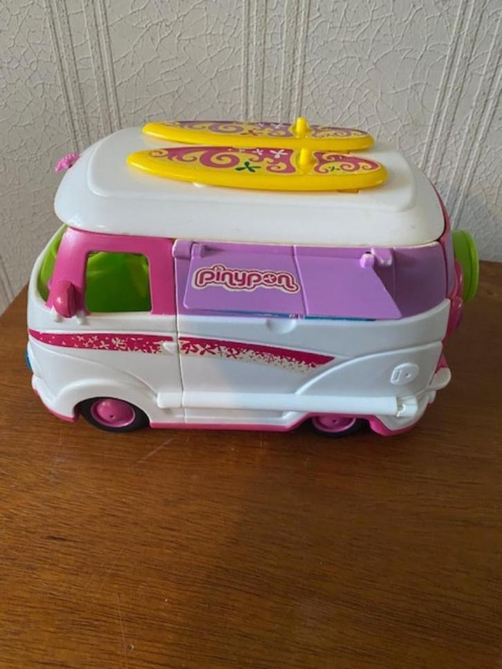 speel huis , camper of boot met kleding hond , kat + popjes, Kinderen en Baby's, Speelgoed | Poppen, Zo goed als nieuw, Overige typen