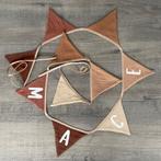 Decoratie bruine vlaggenlijn met naam, Ophalen of Verzenden, Nieuw, Wanddecoratie