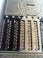 OUDE FRANSE CALCULATOR REKENMACHINE IN MOOIE STAAT, Antiek en Kunst, Ophalen of Verzenden