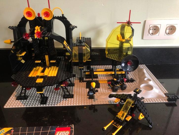 Lego 6987 Message Intercept Base Blacktron, Kinderen en Baby's, Speelgoed | Duplo en Lego, Gebruikt, Lego, Complete set, Ophalen of Verzenden