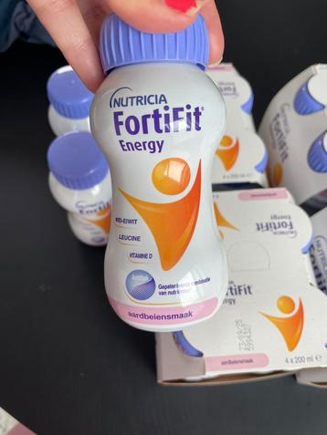 Nutricia fortifit energy aardbei 27 flesjes 12 gratis  beschikbaar voor biedingen