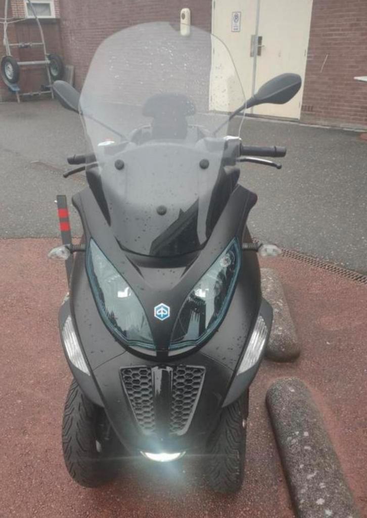 Piaggio MP3 500 LT - Zo goed als nieuw!€3750, Fietsen en Brommers, Snorfietsen en Snorscooters, Zo goed als nieuw, Piaggio, Benzine
