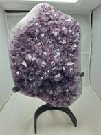 Amethist op standaard, Ophalen