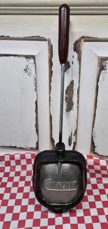 Cuitout Franse vintage croque monsieur, tosti ijzer beschikbaar voor biedingen