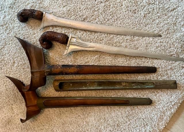 2 antieke indonesche krissen uit Madura, Antiek en Kunst, Kunst | Niet-Westerse kunst, Ophalen of Verzenden