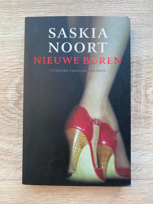 Saskia Noort - Nieuwe buren, Boeken, Thrillers, Zo goed als nieuw, Nederland, Ophalen of Verzenden