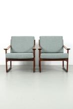 Set van 2 FD 130 fauteuils Peter Hvidt & Orla Molgaard, Huis en Inrichting, Ophalen, Hout, Vintage design, 75 tot 100 cm