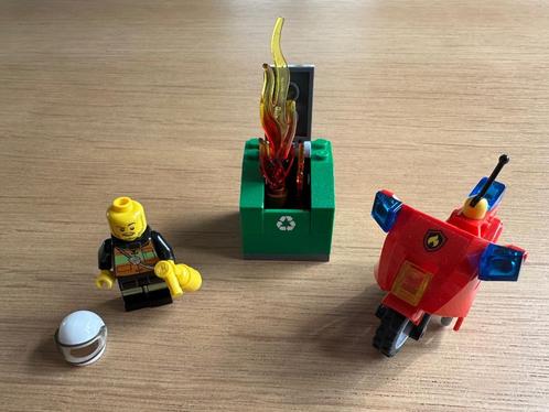 Lego 60000 en 60001 Brandweer motor en commandant, Kinderen en Baby's, Speelgoed | Duplo en Lego, Zo goed als nieuw, Lego, Complete set