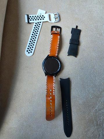 Samsung watch 4 46mm beschikbaar voor biedingen
