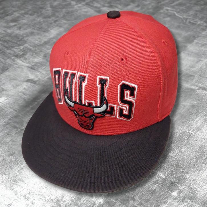 Chicago Bulls Adidas Snapback, Kleding | Heren, Hoeden en Petten, Gedragen, Pet, One size fits all, Verzenden