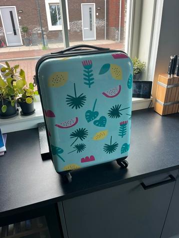 Handbage koffer van Hema ! Was €75. Nu €20  leuke print! beschikbaar voor biedingen