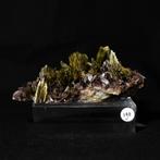 Axiniet, epidoot & kwarts uit Peru #1, Verzamelen, Mineralen en Fossielen, Ophalen of Verzenden, Mineraal