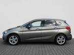 BMW 2-serie Active Tourer 218i 136pk Automaat High Executive, Gebruikt, Bedrijf, 3 cilinders, Lichtsensor