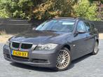 BMW 3-serie Touring 320i Business Line/Airco/Cruise/PDC/Open, Achterwielaandrijving, 4 cilinders, 150 pk, 11 km/l