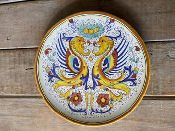 Vintage Italiaans keramisch bord. Deruta Raffaellesco Italie beschikbaar voor biedingen