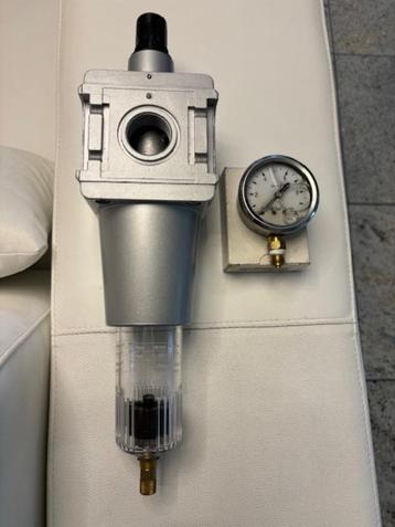 Filter/drukregelaar/condensaftap-automatisch beschikbaar voor biedingen