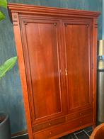 Kersenhouten tafel met bijpassende kast, Huis en Inrichting, Complete eetkamers, Ophalen, Zo goed als nieuw, Klassiek, 4 tot 6 stoelen